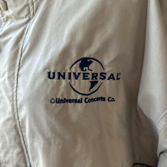 Universal Concerts Windbreaker - Picture 4 of 17